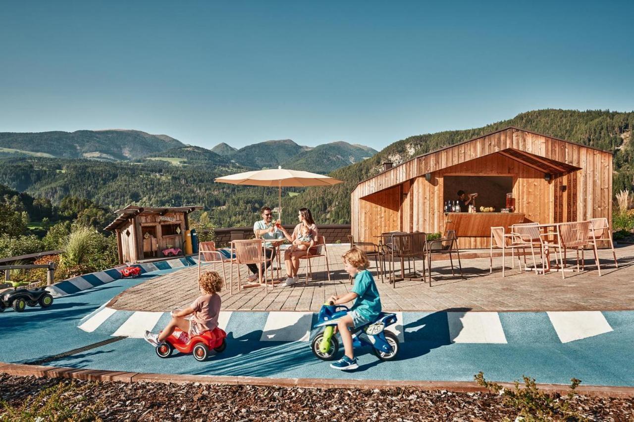 Falkensteiner Family Resort Lido Superior Chienes Exteriör bild