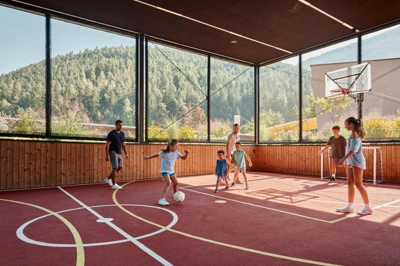 Falkensteiner Family Resort Lido Superior Chienes Exteriör bild